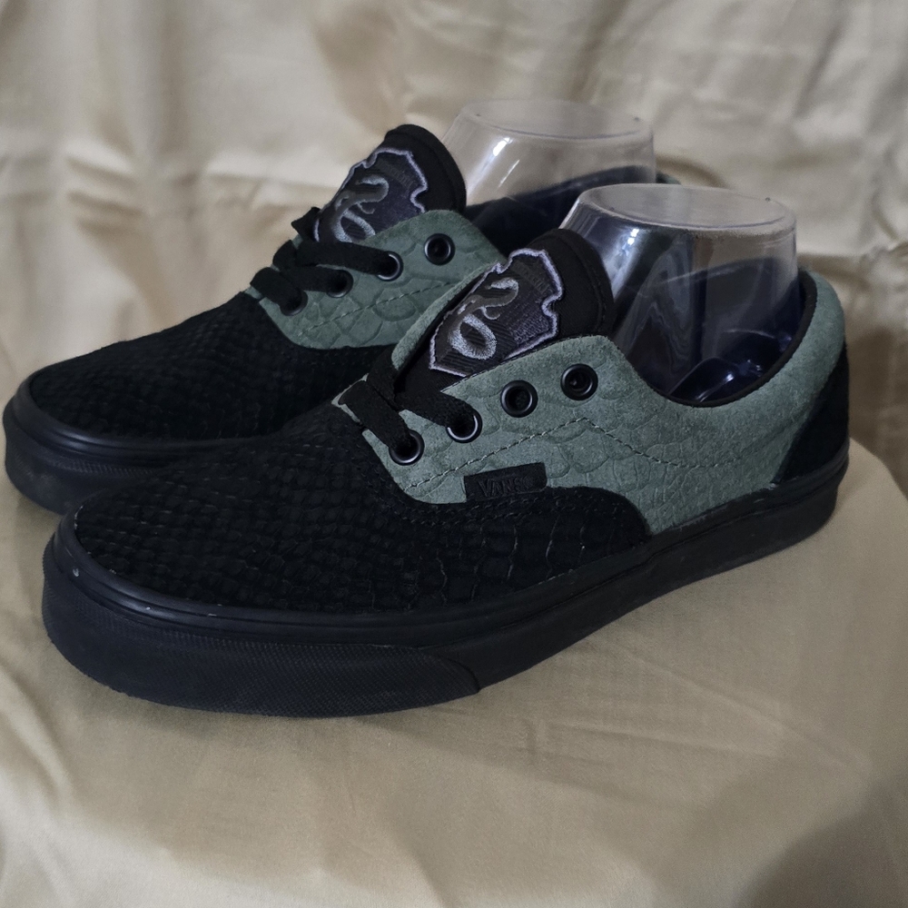 Vans X Harry Potter - Slytherin Era - Rare find Unisex.Man 6.0,Women 7.5